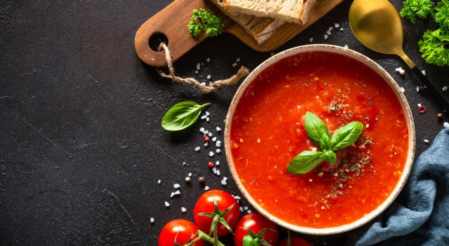 Доматена супа.