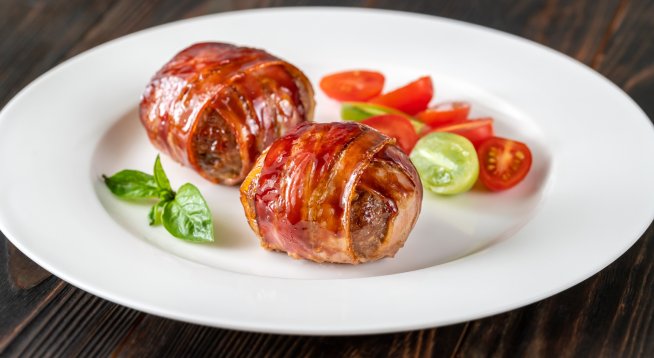 Фурми с козе сирене в бекон