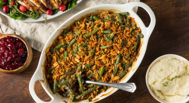 Френска касерола с лук и зелен боб