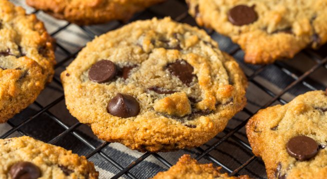 Бисквити с шоколад и тахан