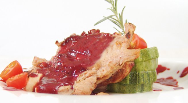 Агнешко с малинов сос