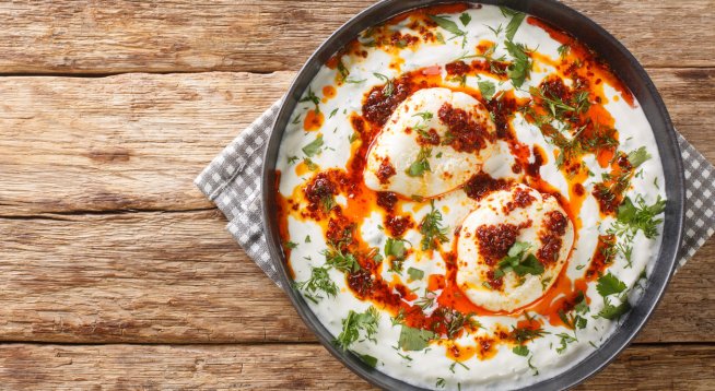 Лесна рецепта за яйца по панагюрски.