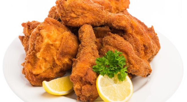 Фалшиво пържено пиле на фурна. Снимка: istock