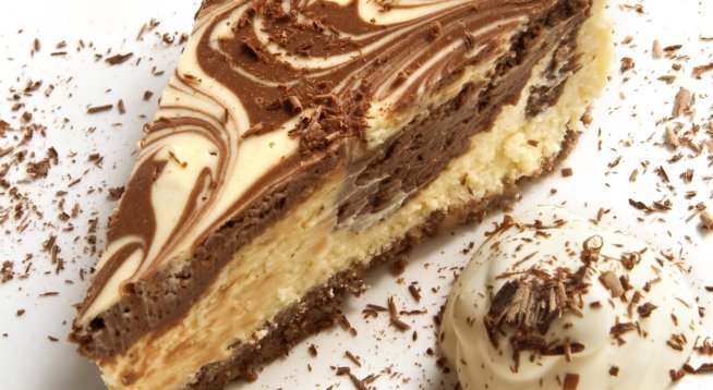 Шоколадов мраморен чийзкейк
