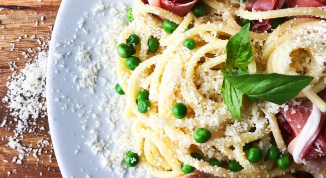 Паста с прошуто и грах