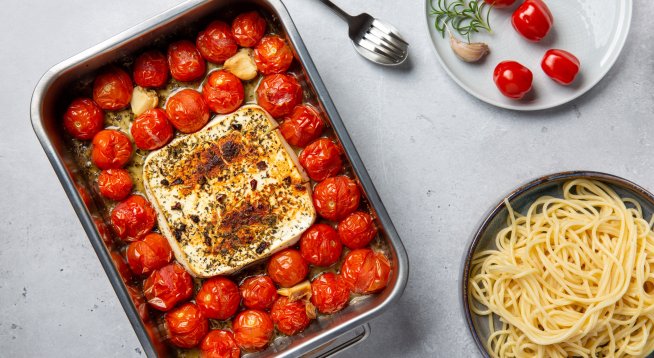 Бърза паста с домати и фета с 5 съставки. Снимка: istock