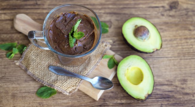 Шоколадов мус с авокадо без захар