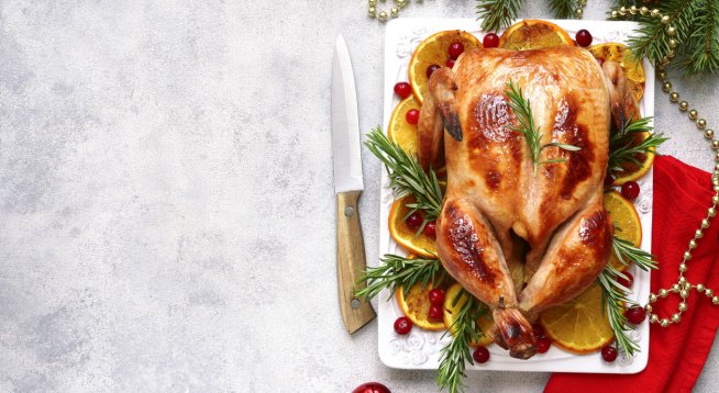 Сочна празнична печена пуйка. Снимка: istock