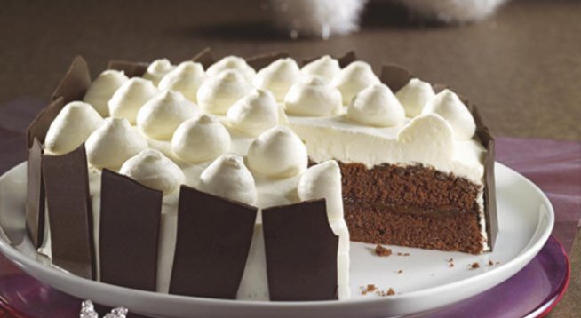 Тесто:
3 яйца
100 г захар
1 пак. ванилена захар Dr. Oetker
80 г пшеничено брашно
1 ч. л. бакпулвер Dr. Oetker
25 г фино царевично нишесте Густин Dr. Oetker
1 с. л. какао Dr.Oetker
Пълнеж:
5 с. л. портокалов мармалад
400 г студена сладкарска сметана
1 пак. желатин Dr. Oetker
40 г захар
2 пак. ванилена захар Dr. Oetker
Украса:
100 г тъмен шоколад