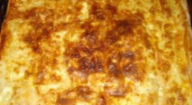 Баница с готови кори и майонеза