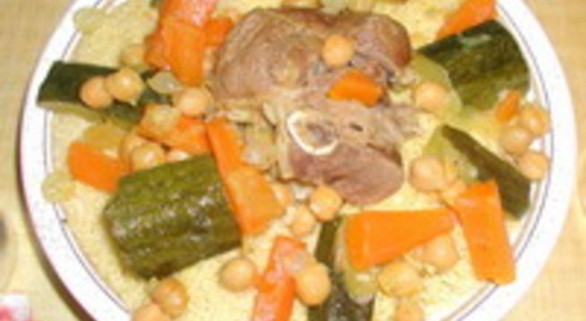 Кускус с месо, зеленчуци и нахут