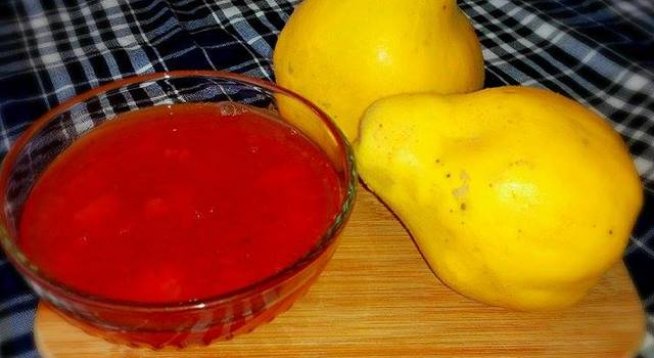 1 кг дюли
1 кг захар
1 л вода
1 пакетче лимонена киселина