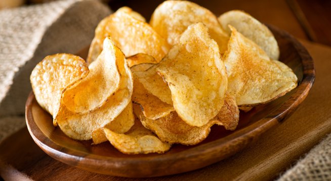 Домашен картофен чипс