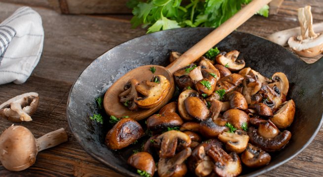 Гъби с масло и чесън