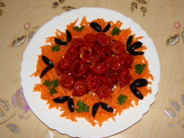 Пролетна салата с чушки и моркови &ndash; рецептата вижте тук.