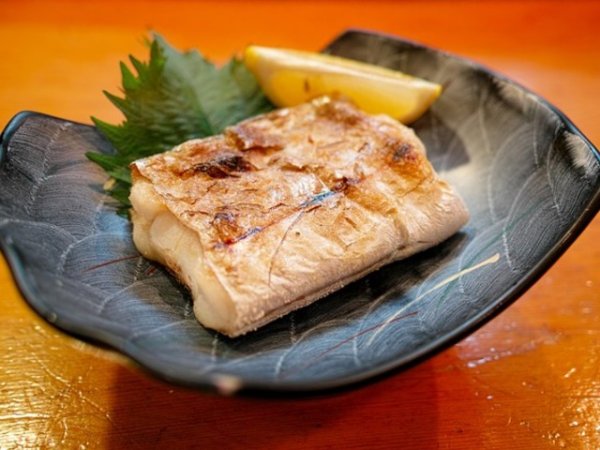 По-мазни риби
Рибата също е една от най-полезните храни за здравето и се препоръчва да я консумираме 2-3 пъти седмично.&nbsp;Добри източници на витамин D са по-мазните риби, като сьомга, халибут (камбала), скумрия, терска, риба тон, херинга, сардини.&nbsp;&nbsp;Снимка: pixabay