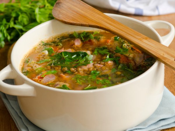 Супа с месо и спанак - рецептата вижте тук.