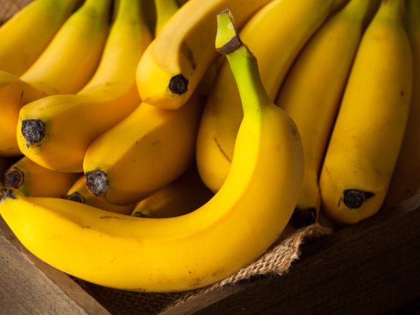 БананиБананите са богати на мед и желязо. Тези елементи допринасят за регенерирането на червените кръвни клетки.&nbsp;Снимка: istock