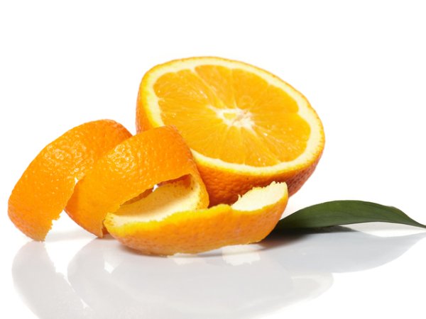 Портокали
Портокалите са богати на витамин C и това е нещо, от което тялото ви се нуждае. Благодарение на този витамин, организмът е в състояние да контролира нивата на кръвното налягане, което при стрес често се покачва.
Снимка: istock