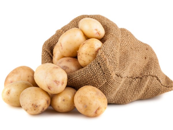 Картофи&nbsp;С картофите трябва да се внимава, тъй като са богати на нишесте, заради което консумираните количества картофи трябва да са по-малки. Но въпреки това те носят ползи за сърдечносъдовата система &ndash; намаляват кръвното налягане, тъй като са богати на калий и фибри.&nbsp;Снимка: istock