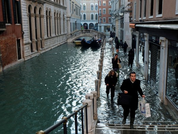 Венеция бе наводнена няколко пъти.&nbsp;Снимка: Reuters