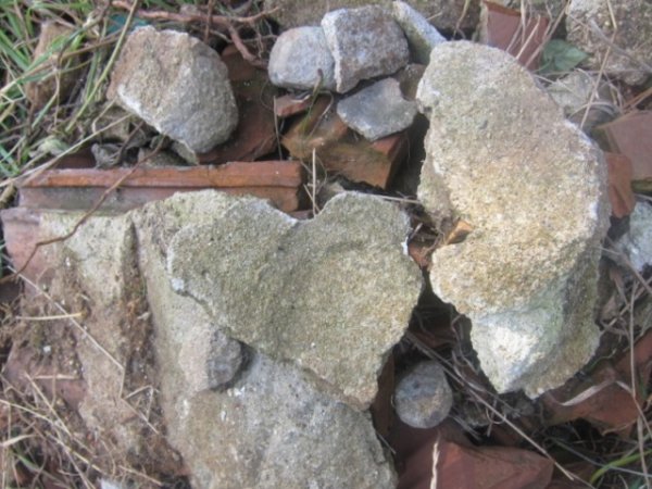Дори камъкът може се оформи с любов.