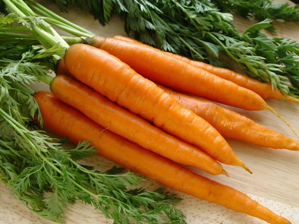Моркови
Морковите са едни от най-полезните зеленчуци, много богати на витамин А и фибри.&nbsp;Снимка: istock